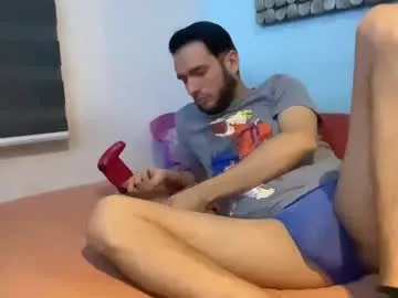 Freechat alexitho35 on Chaturbate