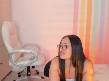 Freechat alia_peach_ on Chaturbate