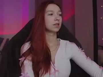 Freechat alisaa_01 on Chaturbate