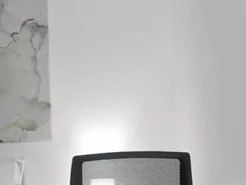 Offline alissonroyce on Chaturbate