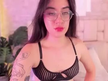 ally_addams on Chaturbate