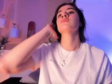 ally_addams on Chaturbate