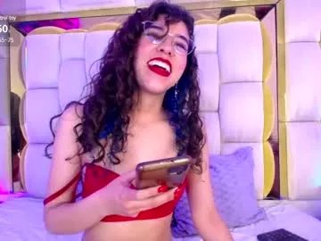 amara_davis1 on Chaturbate