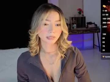 Offline amelieaxie on Chaturbate