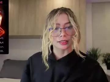 Offline amelieaxie on Chaturbate