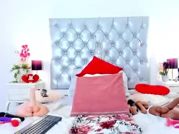 Offline anaa_bellaa on Chaturbate