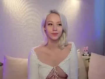 anadeya on Chaturbate