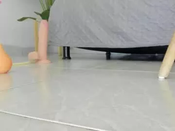 Offline angela_donnato on Chaturbate