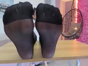 Offline angela_donnato on Chaturbate