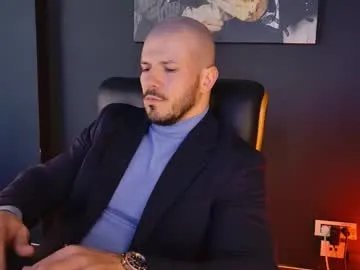 angeloeric on Chaturbate