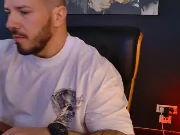 angeloeric on Chaturbate