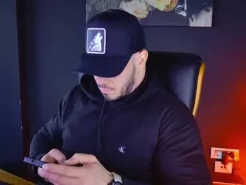 angeloeric on Chaturbate