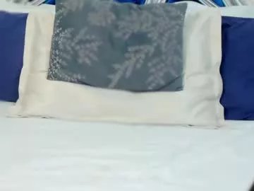 angielips on Chaturbate