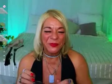 anittaharris_ — GOAL: oil show [222 tokens left] #milf #curvy #mature #bigboobs #glasses