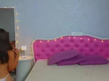 ariana_petite on Chaturbate