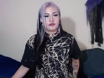 Offline arianauwu666 on Chaturbate