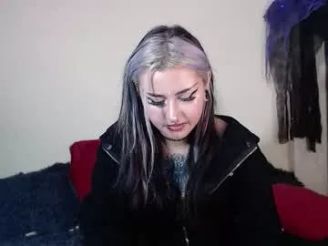 Offline arianauwu666 on Chaturbate