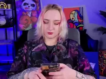 asheluck on Chaturbate