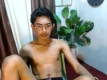 Freechat asianhotbigcock on Chaturbate