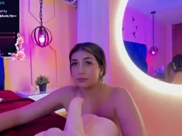 Offline atenea_cute21 on Chaturbate