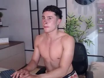 austinjones_ on Chaturbate