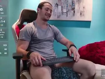 axel_fairchaild on Chaturbate