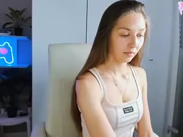 Offline azeliaclark on Chaturbate