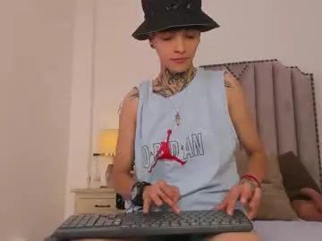 Offline b3k_afrodict on Chaturbate