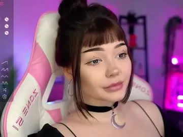 Offline babyroxynill on Chaturbate