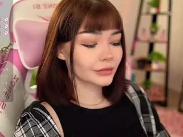 Offline babyroxynill on Chaturbate