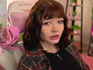 Offline babyroxynill on Chaturbate