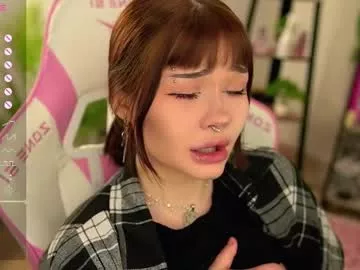 Offline babyroxynill on Chaturbate