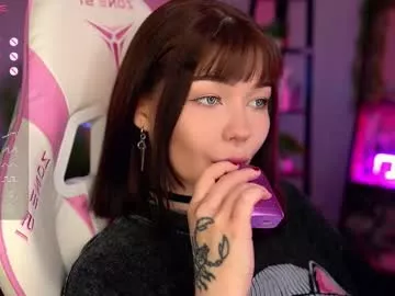 Offline babyroxynill on Chaturbate