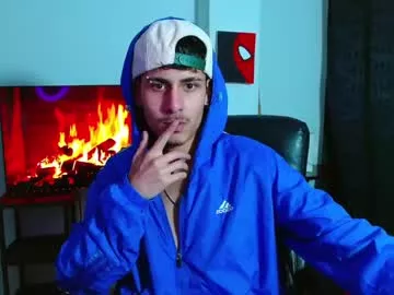 Offline bastiaan_28 on Chaturbate