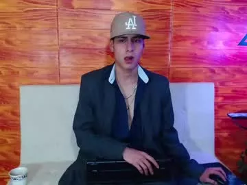 Offline bastiaan_28 on Chaturbate