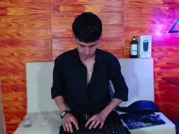 Offline bastiaan_28 on Chaturbate