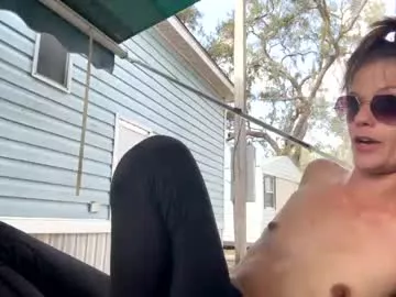 Offline beaniebaby2 on Chaturbate