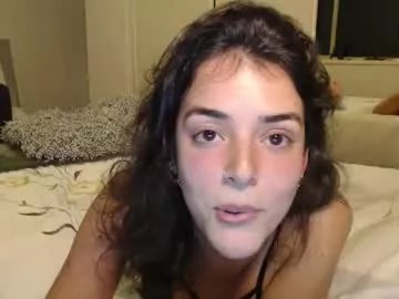 bella_bloom1 on Chaturbate
