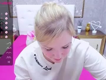 bella_cosmos on Chaturbate