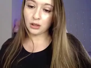 Offline bellamonroee on Chaturbate