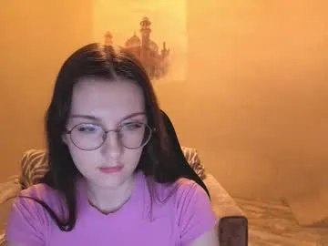 bemine_bemine — GOAL: show legs [25 tokens remaining] Welcome to my room! #feet #joi #18 #nonude #new