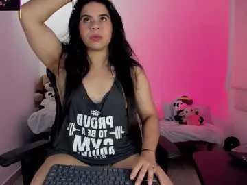 Offline biancastrongg on Chaturbate