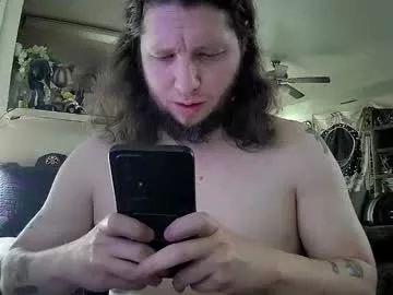 Offline biggerisbetter21 on Chaturbate