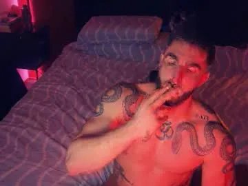 bigsnakeman1995 on Chaturbate