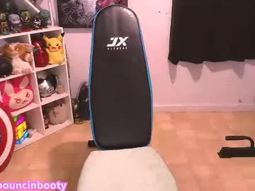 Freechat bouncinbooty on Chaturbate