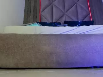 Offline briaconner_ on Chaturbate