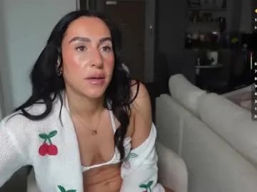 britishsofia — Lets cum! My favs are 45tkns or 199tkns  - Goal: Tease me  [1661 tokens left] #british #natural #cum #squirt #bigass