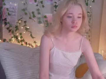 caramelangels on Chaturbate