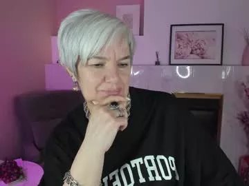 carmensoft on Chaturbate