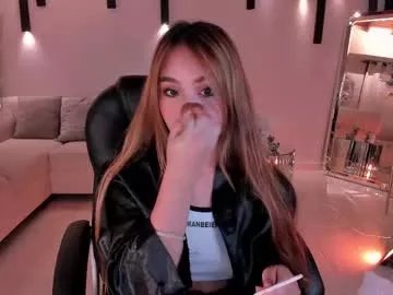 carolinegrace_ on Chaturbate